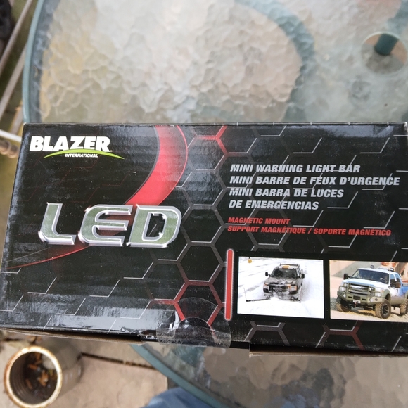 LED strobe light - Picture 3 of 3